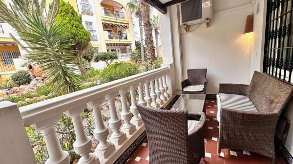 Sale of flat in Piso en Zona los Frutales, Torrevieja, Torrevieja
thumbnail 3