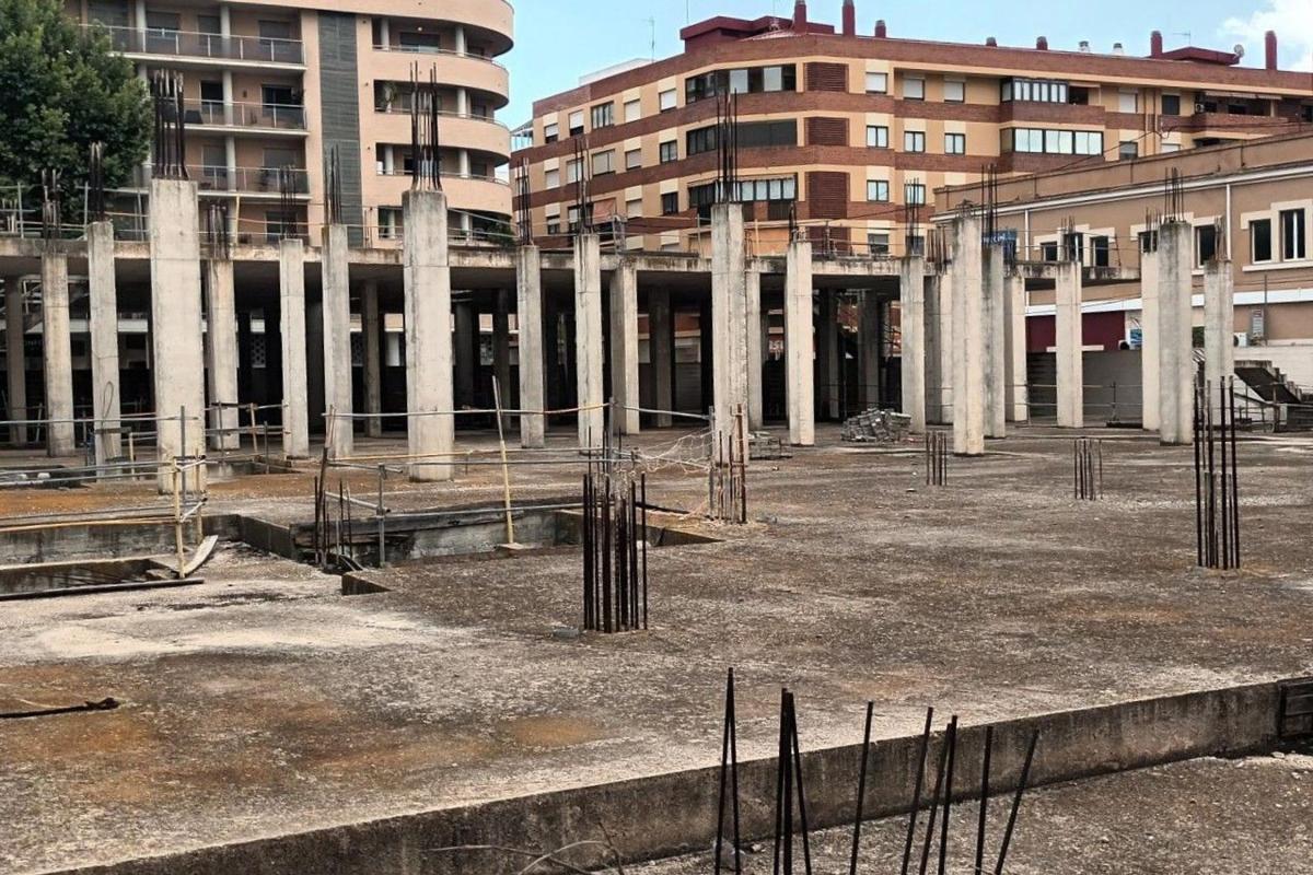 Edificio de 9250m2 en venta en Denia photo 3