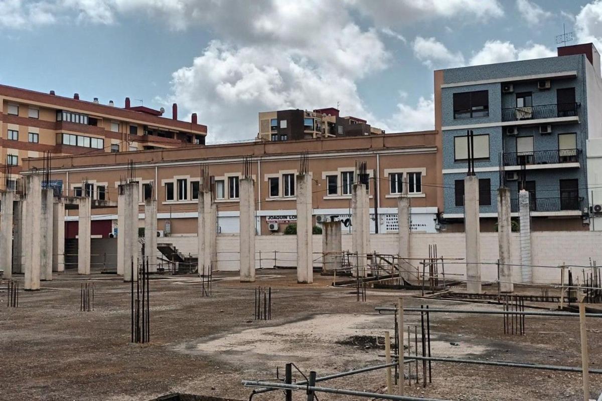 Edificio de 9250m2 en venta en Denia photo 4