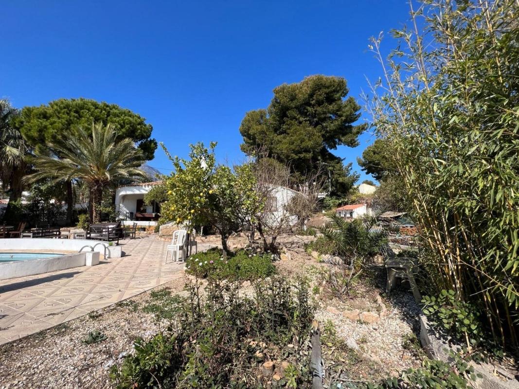 Land for sale in La Nucia, Alicante photo 5