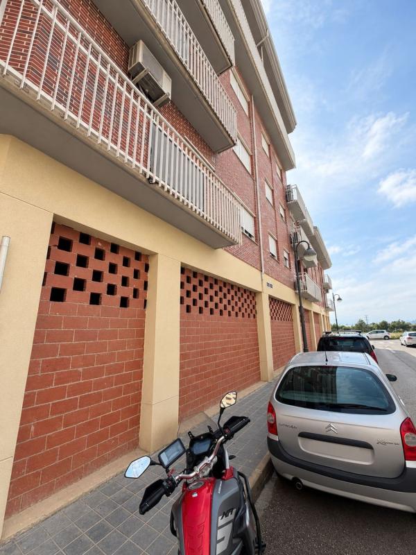 Properties for sale and rent in Spain photo 2