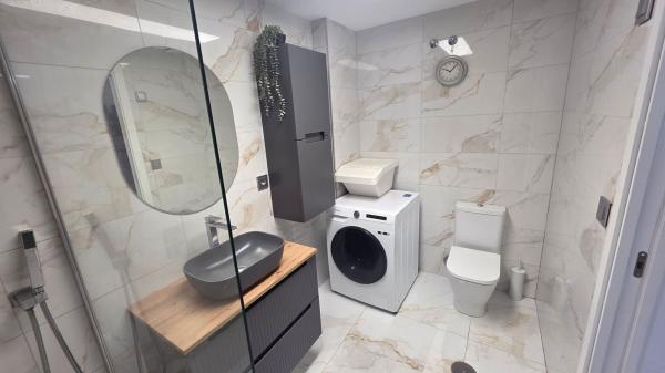 Продажа квартиры на Piso en Calle de D. Carmelo Dávila, 1, Centro, San Juan de Alicante, Сан-Хуан-де-Аликанте
thumbnail 3