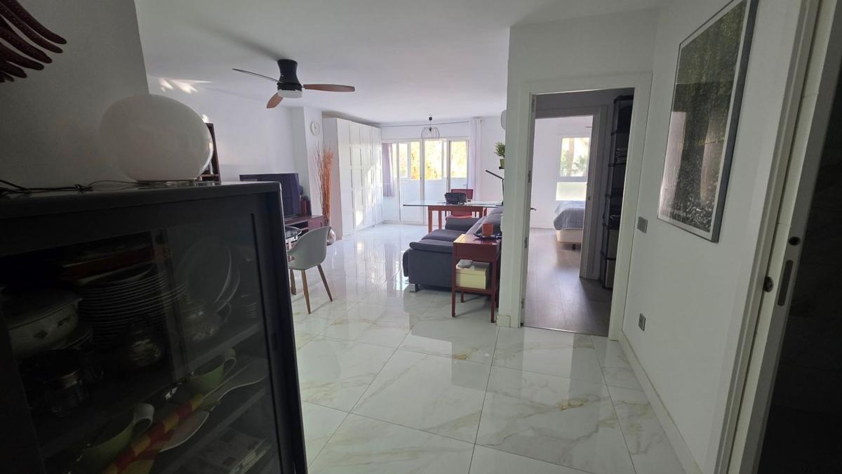Продажа квартиры на Piso en Calle de D. Carmelo Dávila, 1, Centro, San Juan de Alicante, Сан-Хуан-де-Аликанте
photo 4