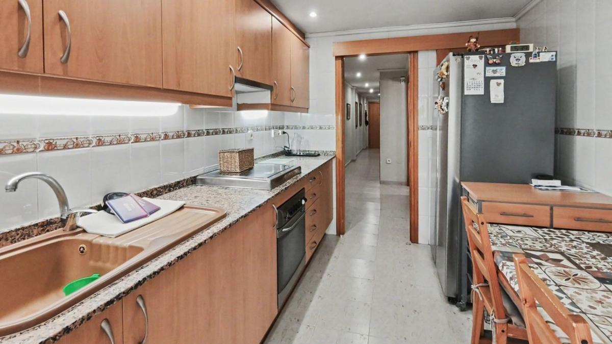 Продажа квартиры на Piso en Centro Urbano, Denia, Дения
 photo 5