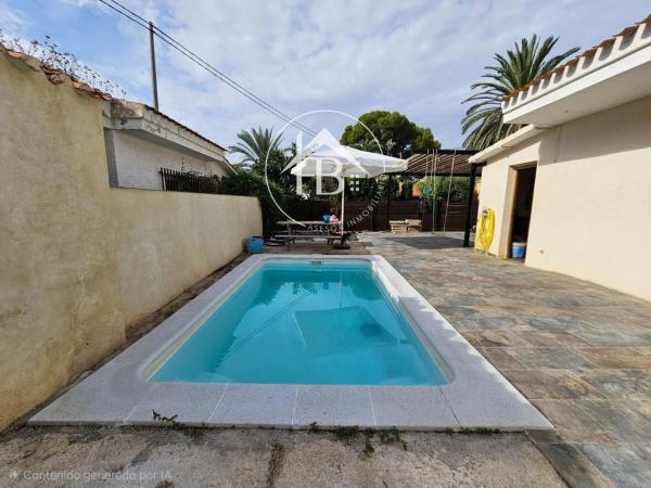 Independent chalet for sale in Casa o chalet en Pueblo Español - Coveta Fumá, El Campello, El Campello
 photo 3