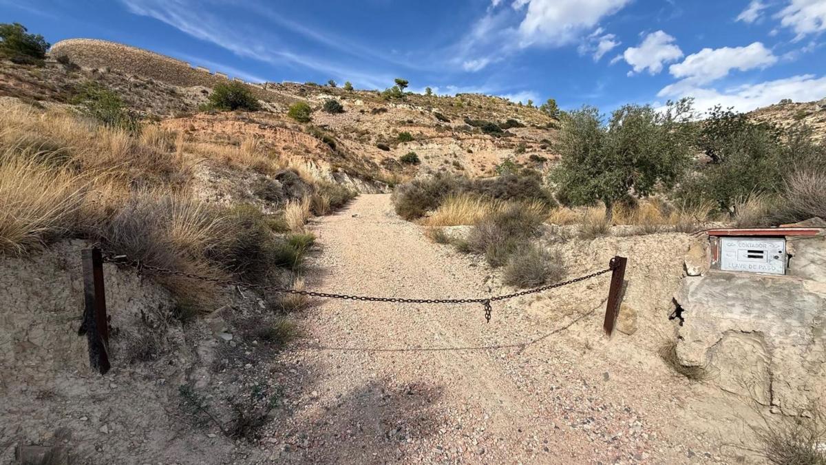 Land for sale in Relleu, Alicante photo 5