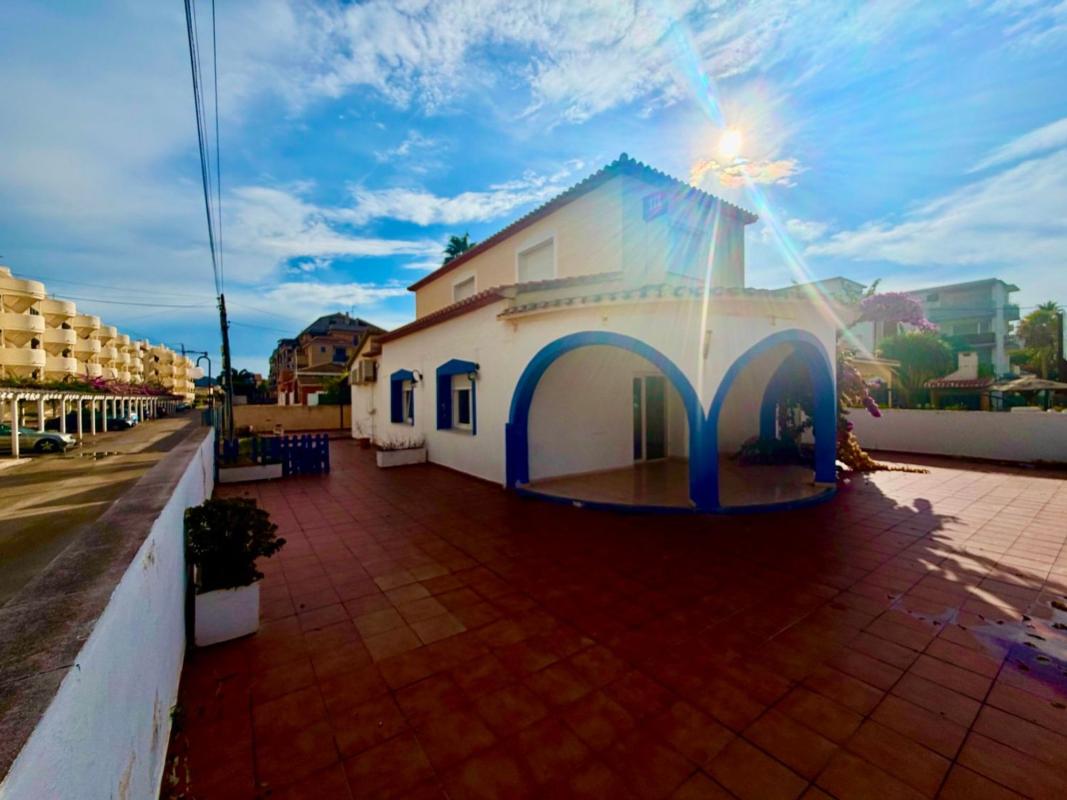 Propiedades en venta y alquiler en España photo 2