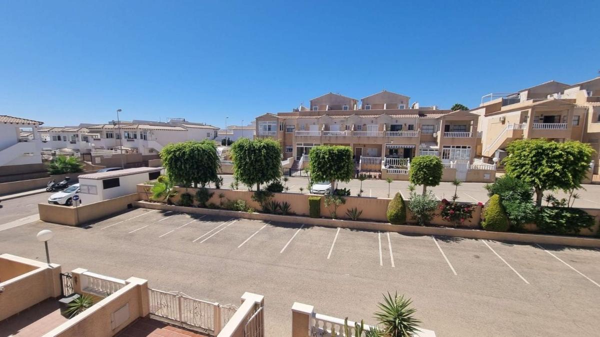 Продажа отдельного шале в Casa o chalet en Calle Egipcios, La Ciñuelica - Villa Rosa, Orihuela, Ориуэла photo 2
