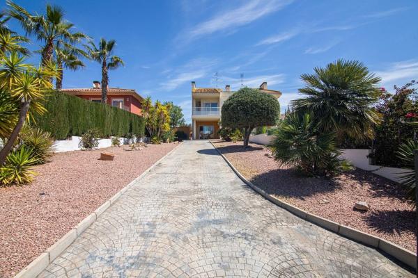Casa o chalet independiente en Avenida del Mediterráneo, Monforte del Cid photo 1