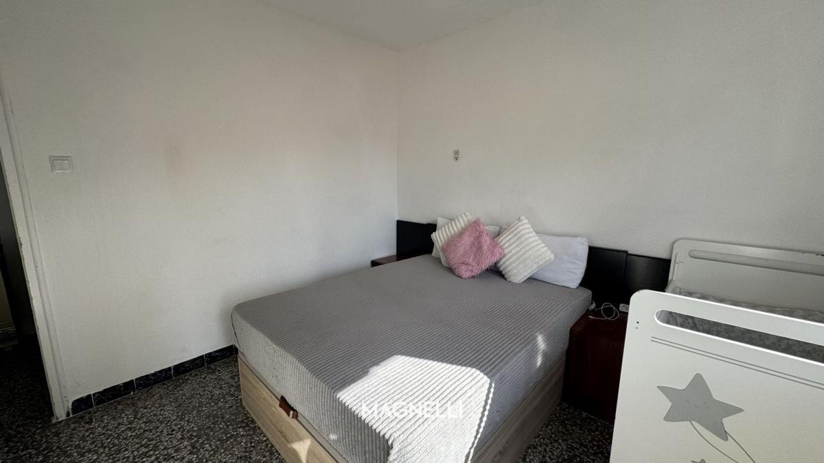 Продажа квартиры на Piso en Calle Lleó, Petrer, Петрер
 photo 2