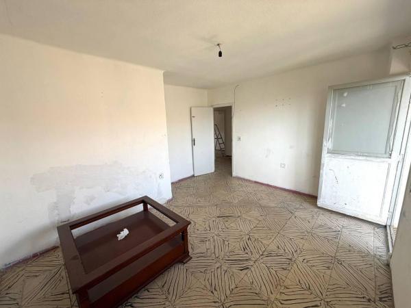 Sale of flat in Piso en Colonia Requena - Virgen del Carmen, Alicante / Alacant, Alicante
 photo 4