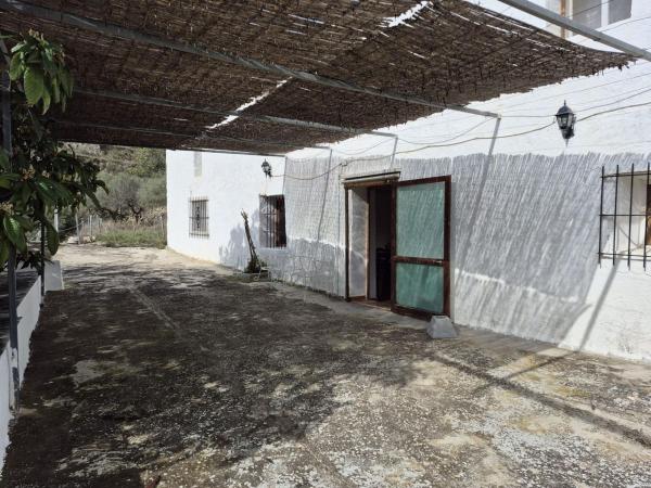 Finca rústica en venta en Finca rústica en Relleu , Relleu thumbnail 2