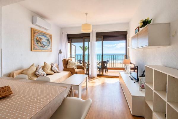 Sale of flat in Piso en Avenida Jaime I el Conquistador, 30, Playa Muchavista, El Campello, El Campello
 photo 1