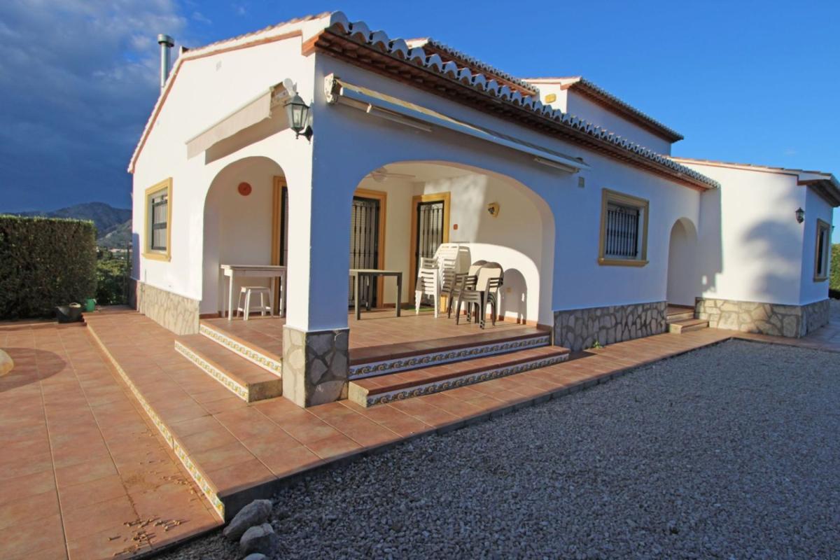 Продажа отдельного шале в Casa o chalet en Benidoleig, Бенидолейг photo 2