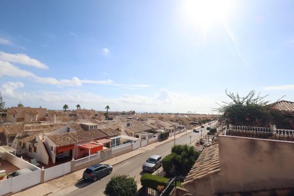 Chalet adosado en Calle Antonio Tapies s/n, Playa Flamenca, Orihuela photo 4
