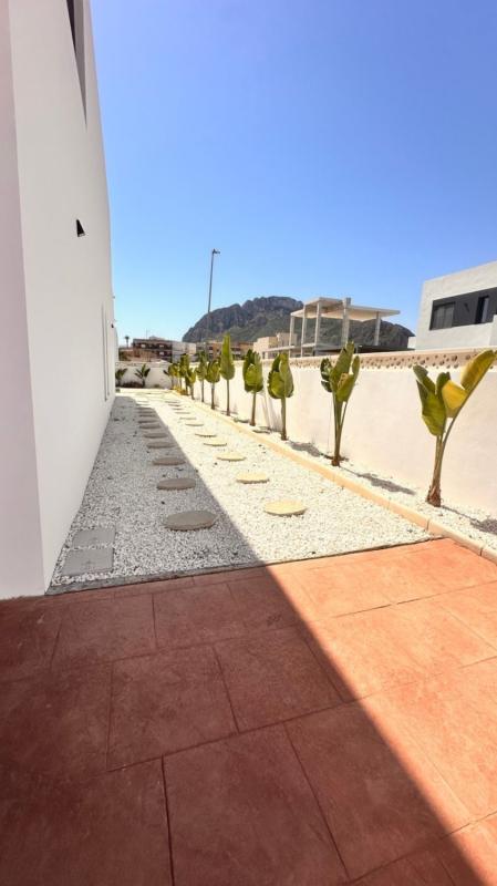 Propiedades en venta y alquiler en España photo 4