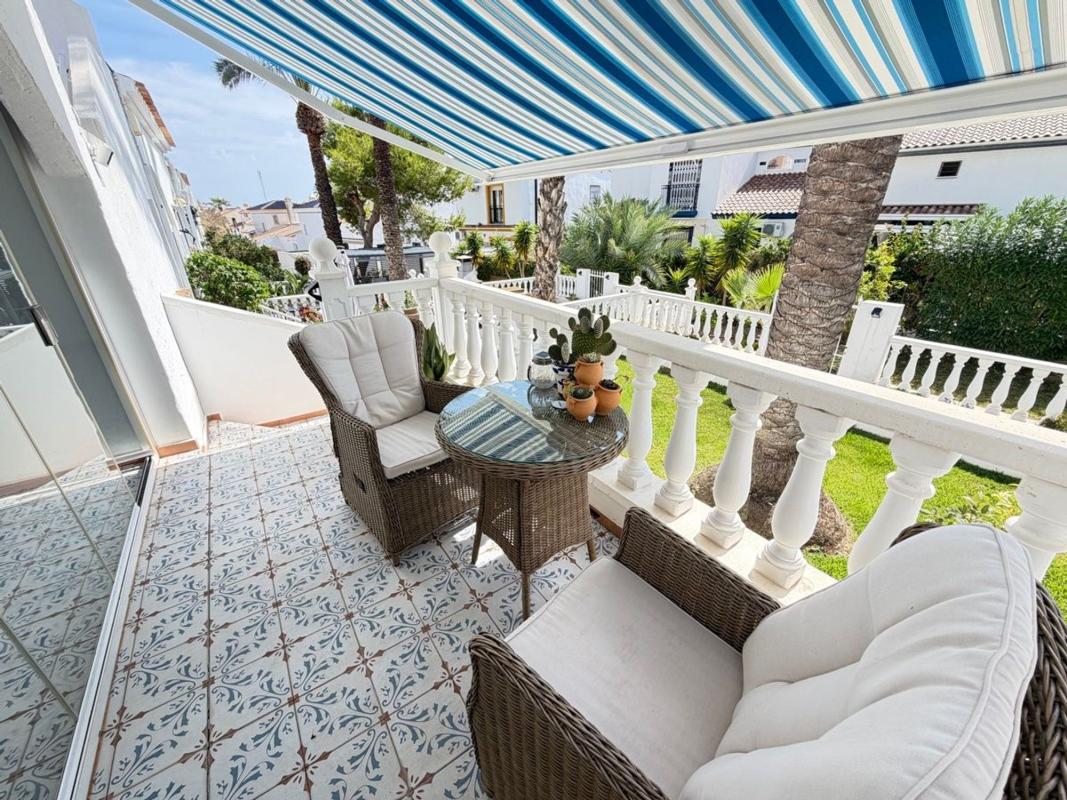 Venta de chalet independiente en Casa o chalet en Villamartín, Orihuela, Orihuela
 photo 2