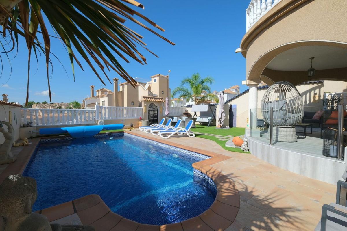 Venta de chalet independiente en Casa o chalet en Las Filipinas, Orihuela, Orihuela
 photo 2