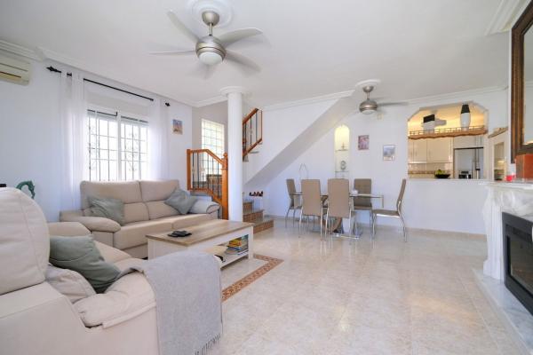 Chalet independiente en venta en Casa o chalet en Las Filipinas, Orihuela, Orihuela
 photo 4