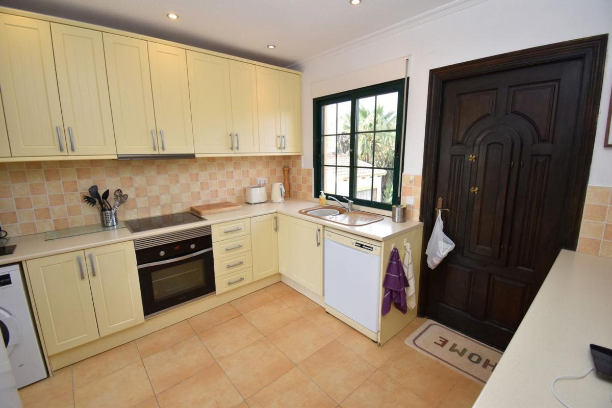 Venta de chalet independiente en Casa o chalet en Villamartín, Orihuela, Orihuela
 photo 5