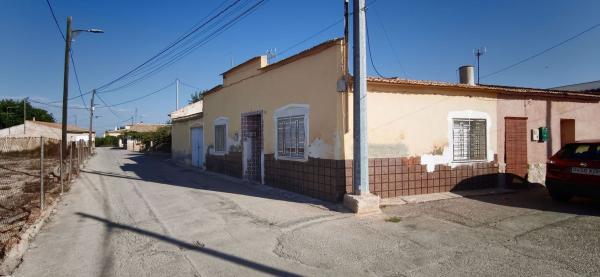 Casa de pueblo en Formentera del Segura photo 1