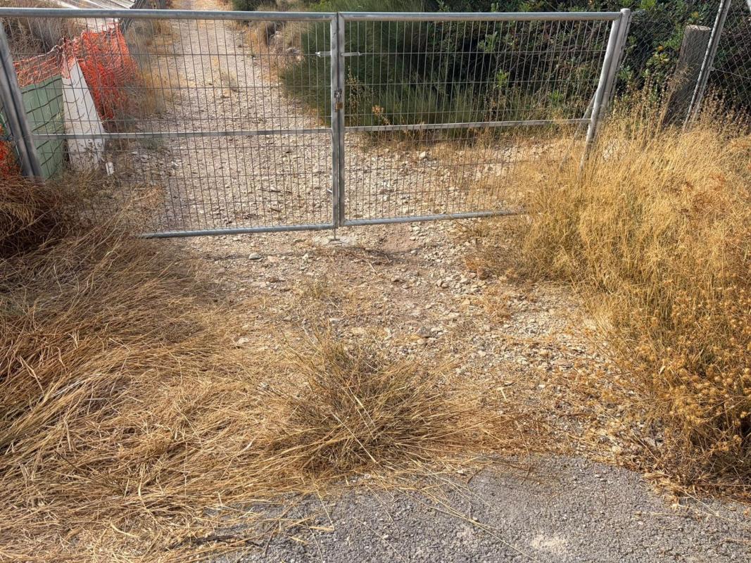 Terreno en venta en Agost, Alicante photo 2