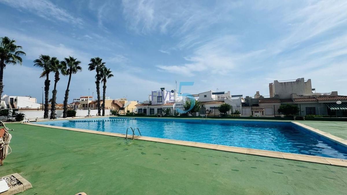 Sale of apartment in Piso en La Florida, Orihuela, Orihuela
photo 2
