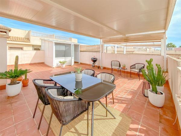 Penthouse for sale at Ático en Calle Cecilio Gallego Alaminos, Parque Acuático - Sector 25, Torrevieja, Torrevieja thumbnail 2