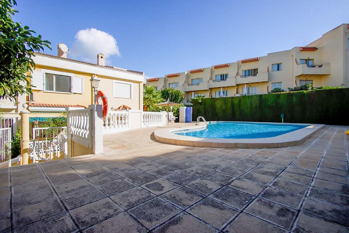 Properties for sale and rent in Spain photo 3