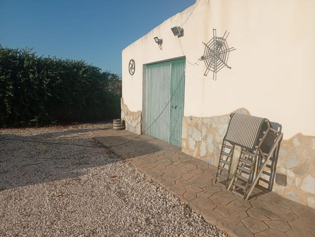 Sprzedaż niezależnego domku jednorodzinnego w Casa o chalet en Calle Maestro Serrano, Salinas, Salinas photo 3