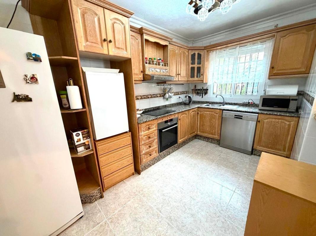 Недвижимость на продажу и в аренду в Испании photo 2
