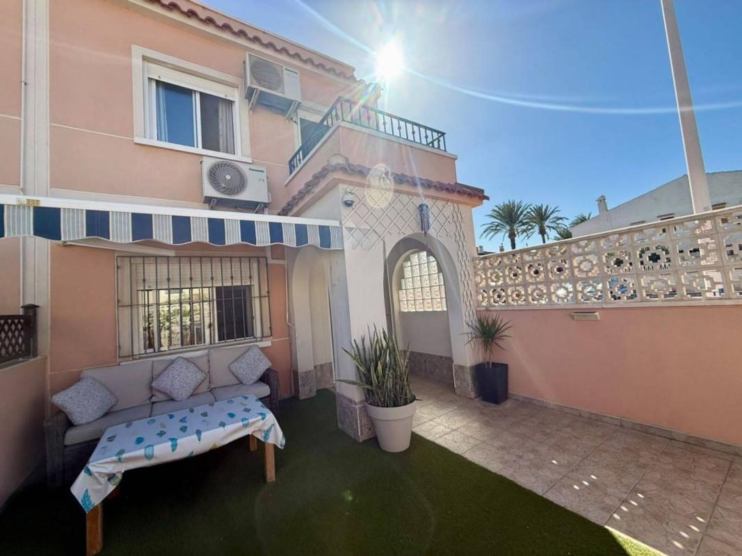 Venta de chalet independiente en Casa o chalet en Calle Canarias, Monte y Mar, Gran Alacant, Gran Alacant
 photo 2