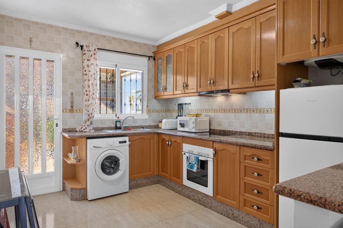 Venta de chalet independiente en Casa o chalet en Villamartín, Orihuela, Orihuela
 photo 5