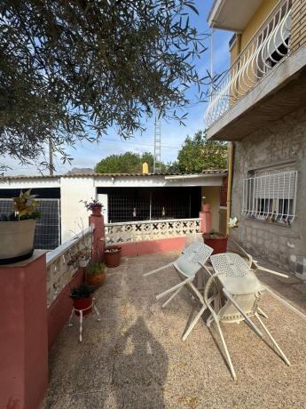 Chalet independiente en venta en Casa o chalet en Orihuela Ciudad, Orihuela, Orihuela
thumbnail 2