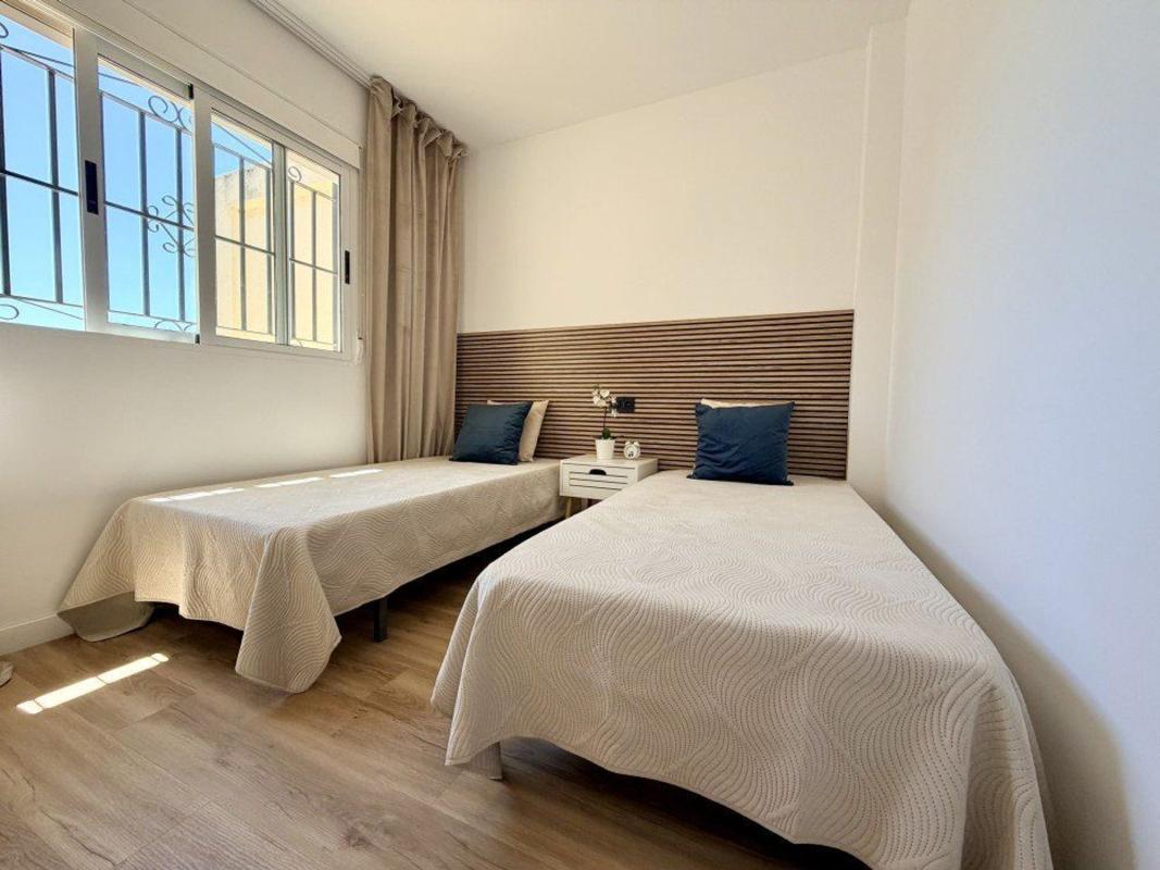 Venta de chalet independiente en Casa o chalet en Los Balcones - Los Altos del Edén, Torrevieja, Torrevieja
 photo 3