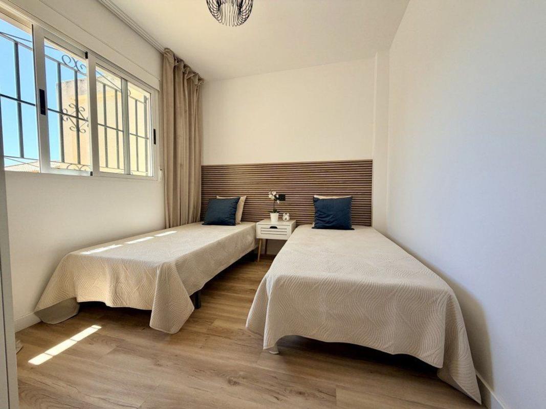 Venta de chalet independiente en Casa o chalet en Los Balcones - Los Altos del Edén, Torrevieja, Torrevieja
 photo 4
