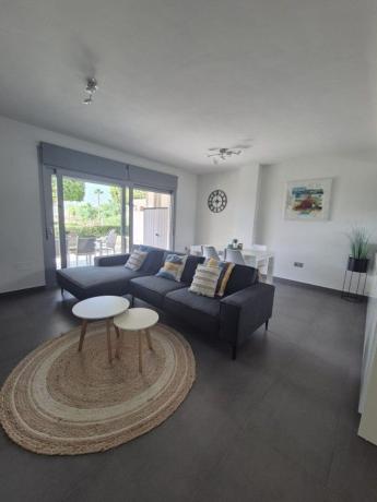 Chalet independiente en venta en Casa o chalet en Jacarilla, Jacarilla
thumbnail 3