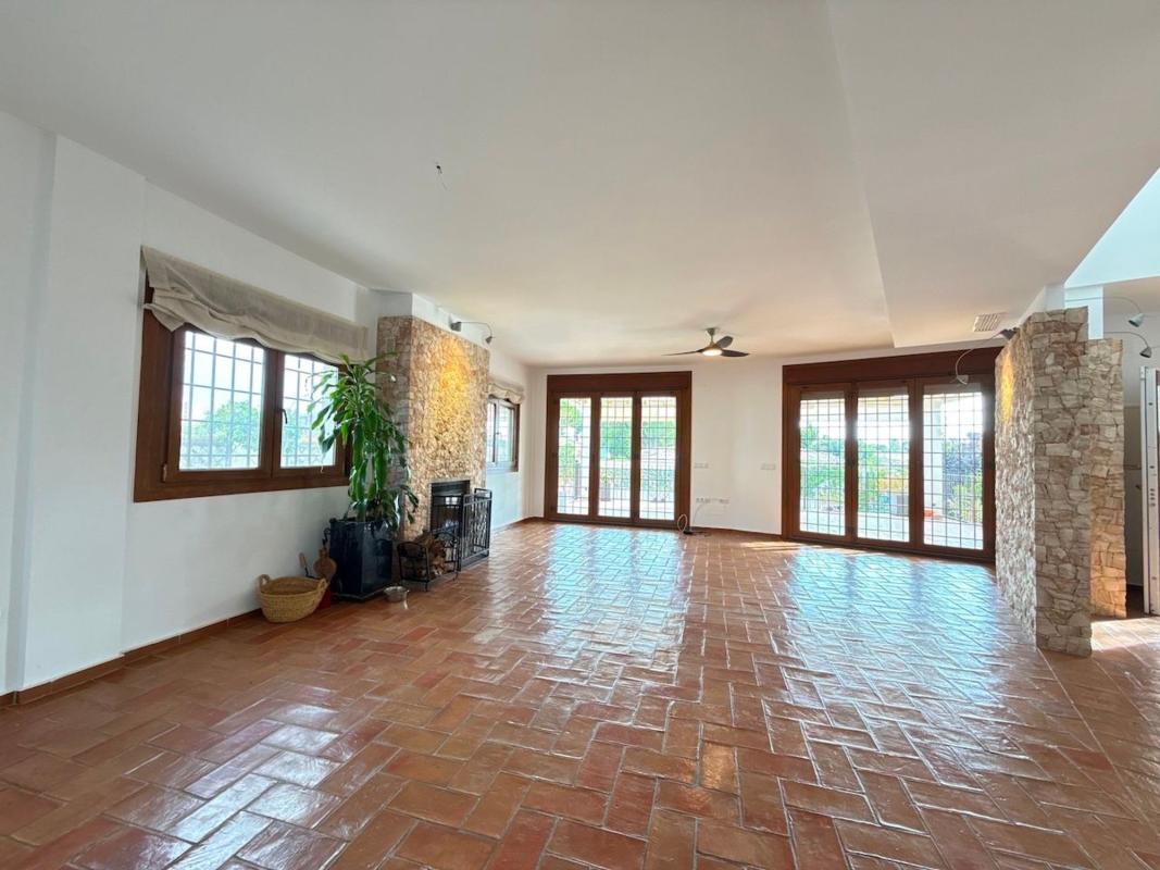 Propiedades en venta y alquiler en España photo 3