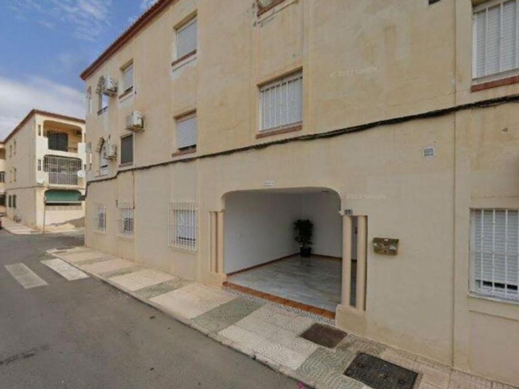 Sale of apartment in Piso en Calle Albayyana, 1, Aguadulce sur, Roquetas de Mar, Roquetas de Mar
photo 3