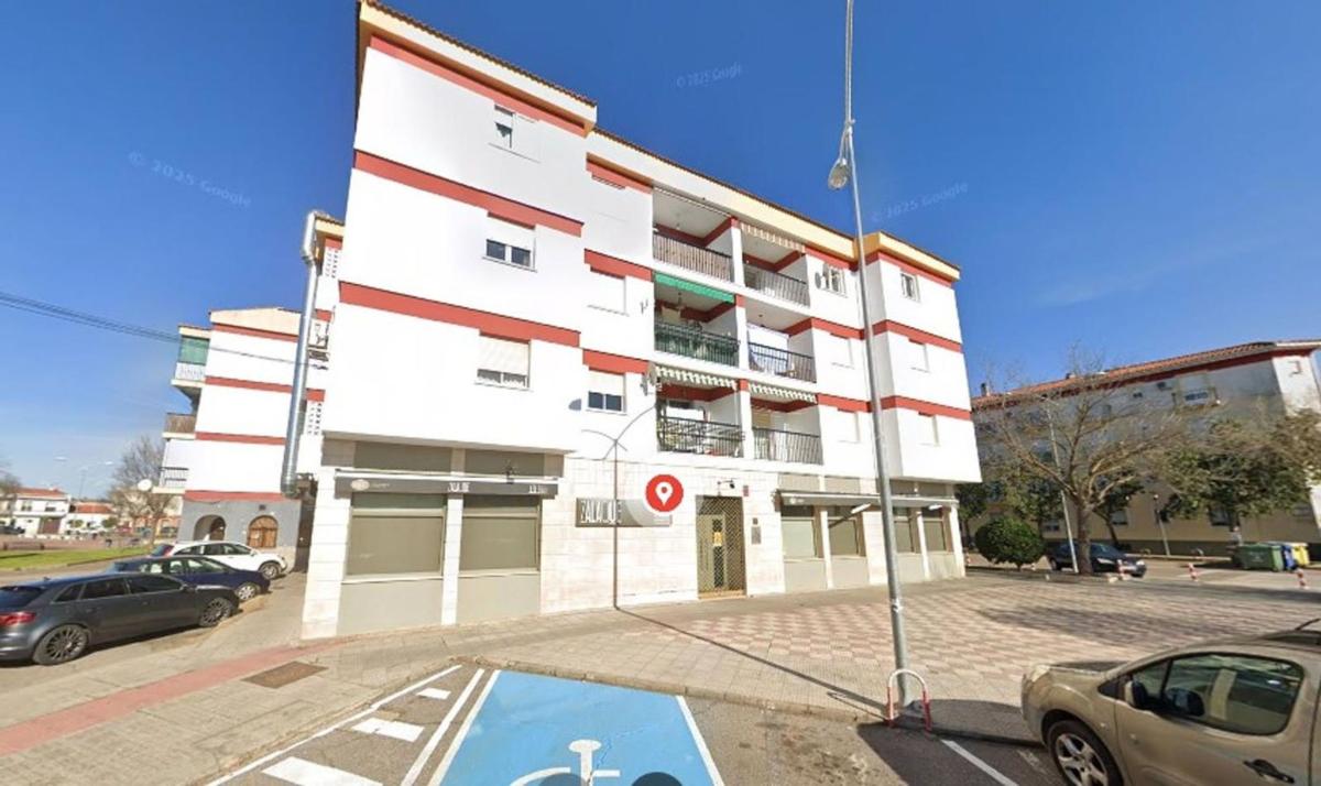 Venta de piso en Piso en Puerta del Sol, Montijo, Montijo
 photo 4