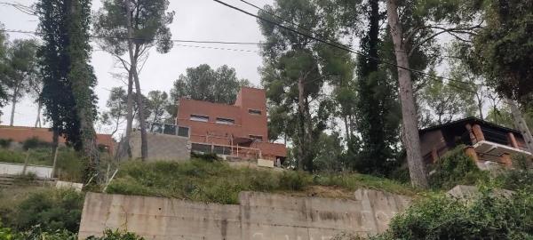 Chalet independiente en venta en Casa o chalet en Calle del Serral, 22, Piera, Piera
 photo 2