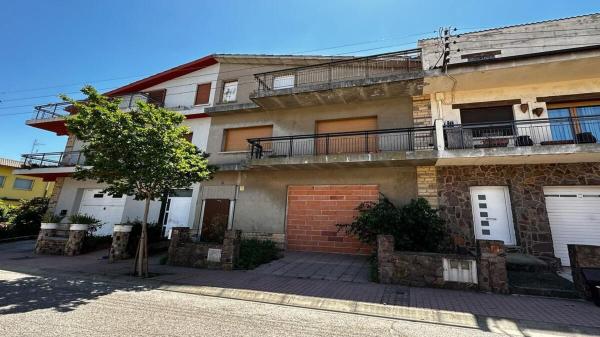 Chalet pareado en Calle Tarragona, 9, Taradell photo 1
