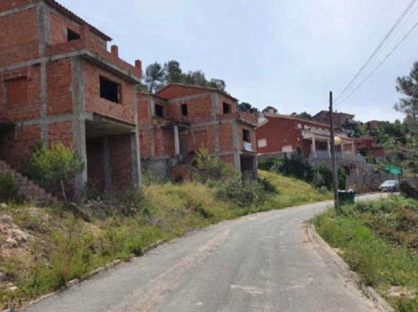 Chalet independiente en venta en Casa o chalet en Castellet i la Gornal, Castellet i la Gornal
 photo 1