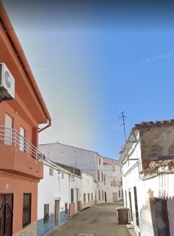 Chalet independiente en venta en Casa o chalet en Zorita, Zorita
 photo