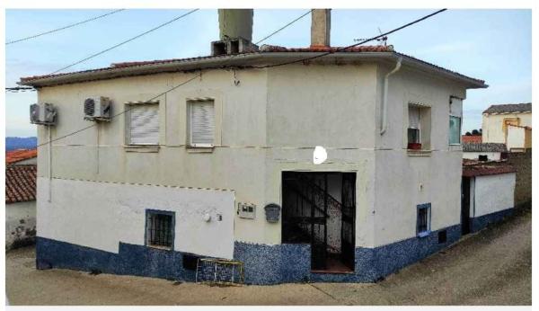Chalet independiente en venta en Casa o chalet en Calle San Pedro s/n, Talavan, Talavan
 photo