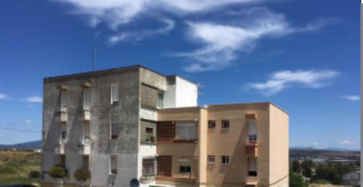Venta de piso en Piso en Calle Benito Daza s/n, La Granja - La Colina - Los Pastores, Algeciras, Algeciras
photo 1