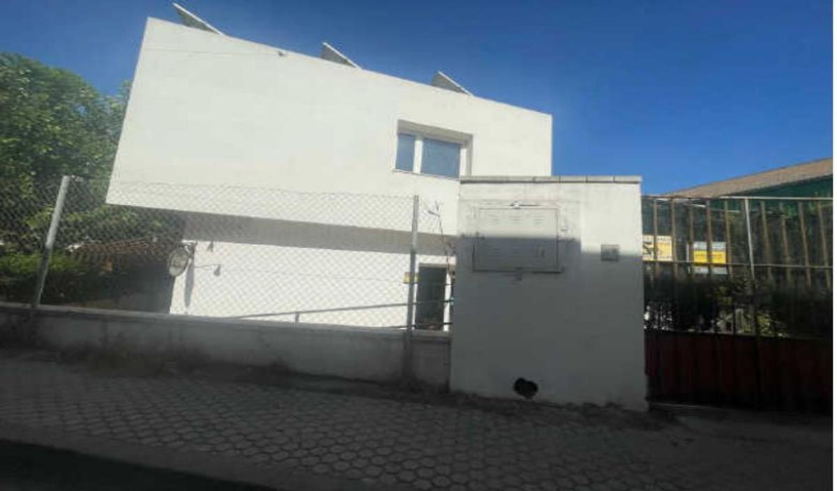Продажа квартиры на Piso en Calle Reyes Católicos s/n, Saladillo - La Piñera, Algeciras, Алхесирас
photo 1