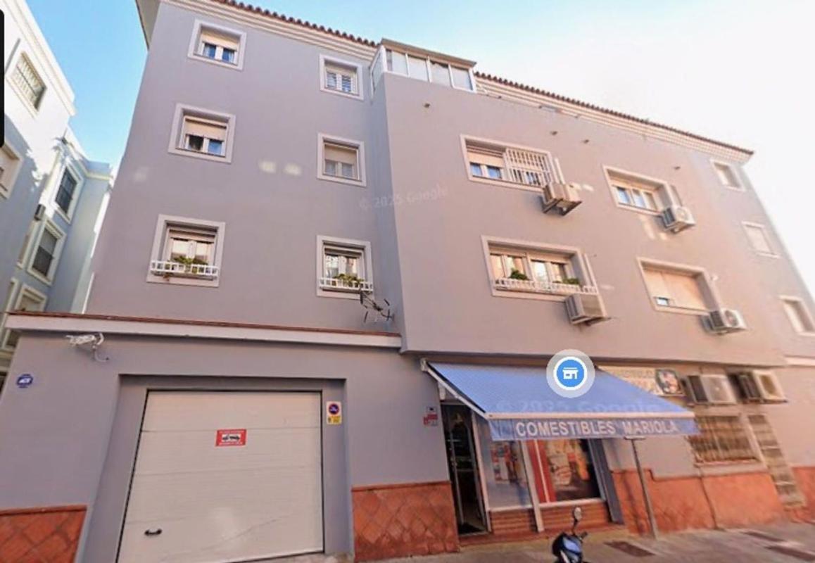 Продажа квартиры на Piso en Calle San Roque, San Pedro-Gabriel Miró-María Guerrero, La Linea de la Concepcion, Ла Линеа де ла Консепсьон
photo 1