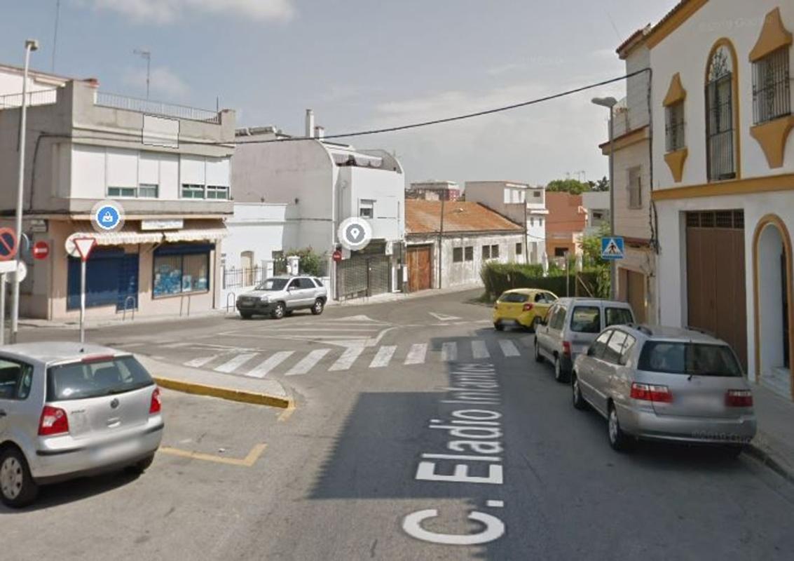 Sale of independent chalet in Casa o chalet en Calle Reyes Católicos s/n, Saladillo - La Piñera, Algeciras, Algeciras
photo 3
