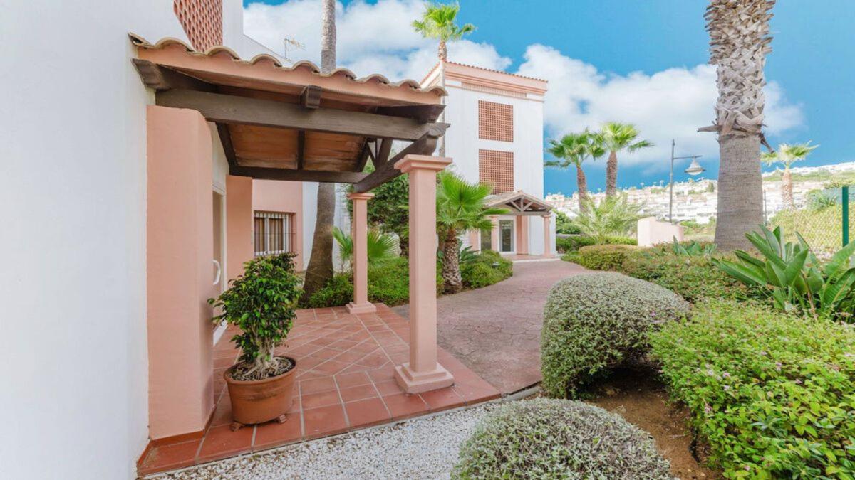 Venta de piso en Piso en Alcaidesa, 35, La Alcaidesa, La Alcaidesa
 photo 3